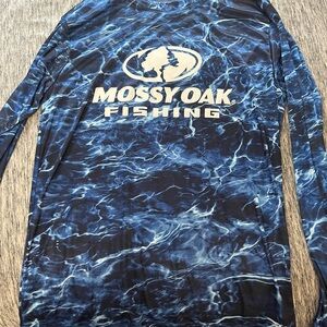 Mossy Oak Blue and White Fishing Shirt